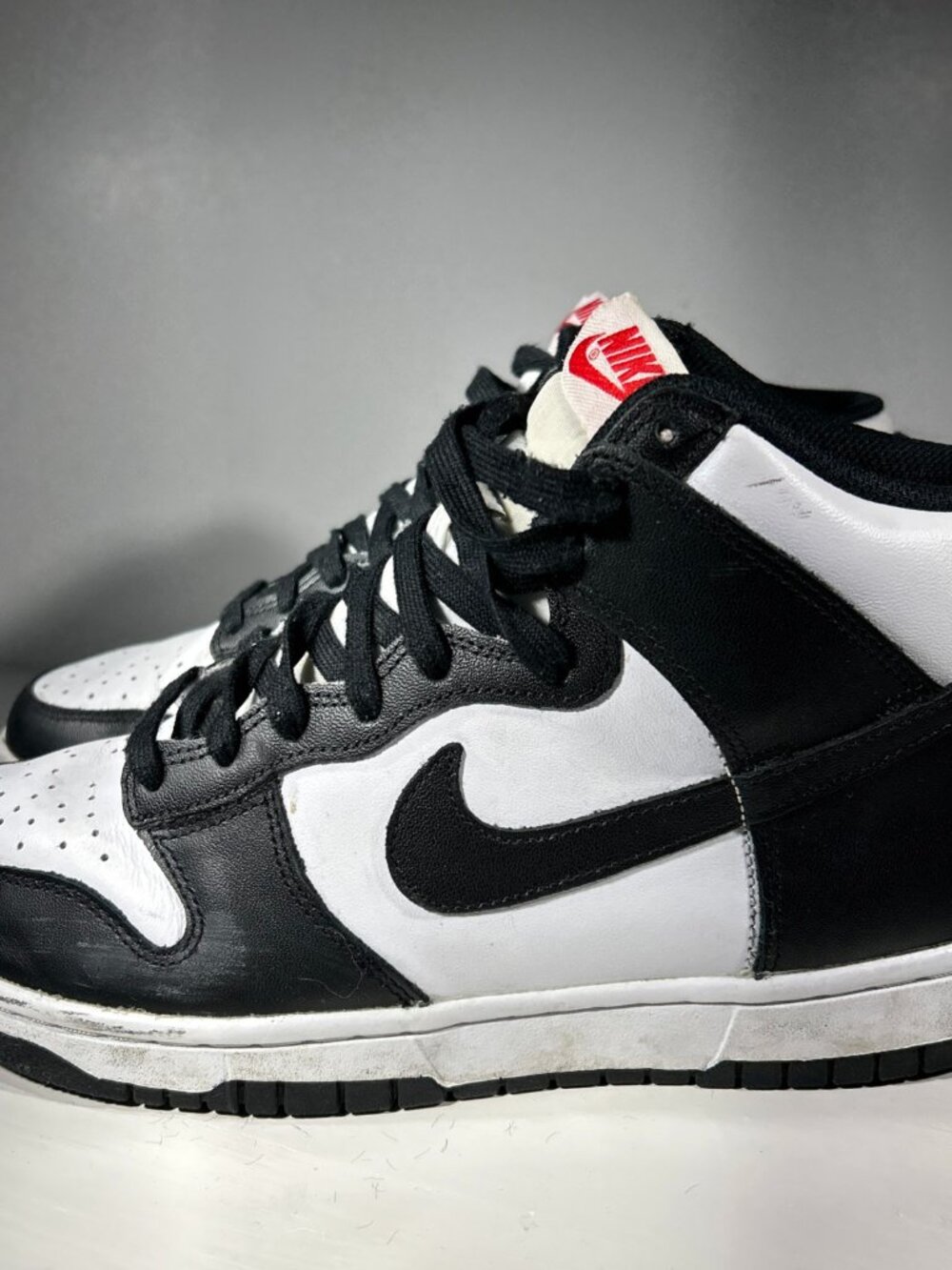 Nike Dunk Panda Womens Basketball Shoes Size 8.5 Black White Sneakers High Top